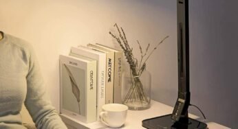 Choosing the Best Reading Light for Eyes